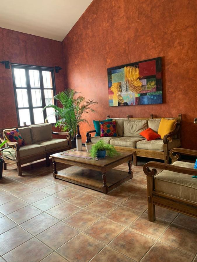 Casona Del Conquistador 危地马拉安地瓜 外观 照片